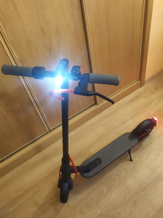 Patinete Eléctrico Xiaomi Esencial