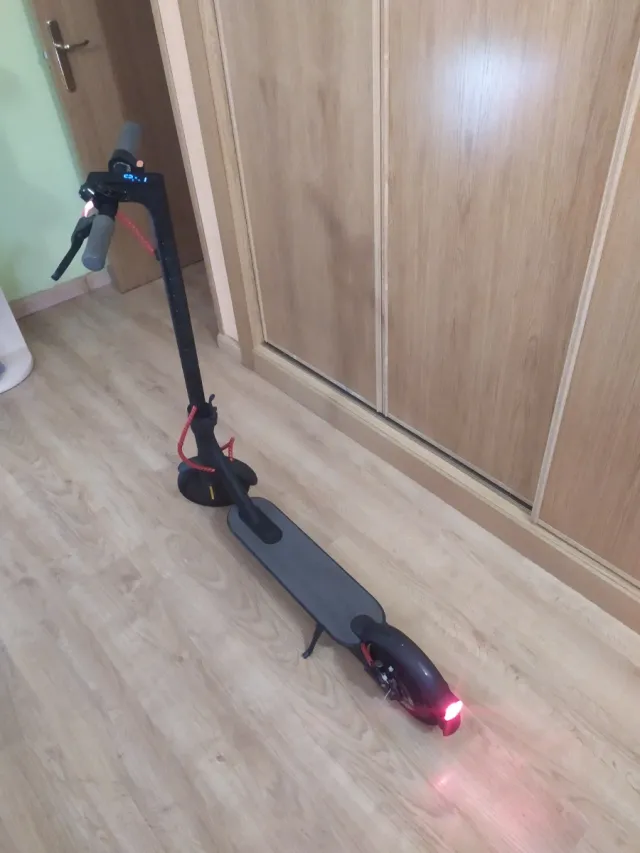 Patinete Eléctrico Xiaomi Esencial