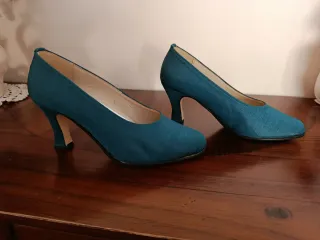 Zapatos de vestir con tacón,flor en el tacón