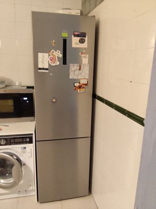 Nevera Combi AEG Serie 8000 Bajo Consumo