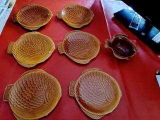 Set 6 Platos Cerámica Forma Pez Marrón Beige