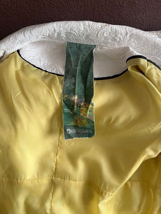 Abrigo Desigual blanco estampado talla 40