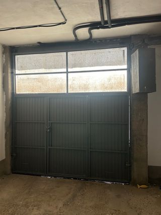 2 Puertas de garaje
