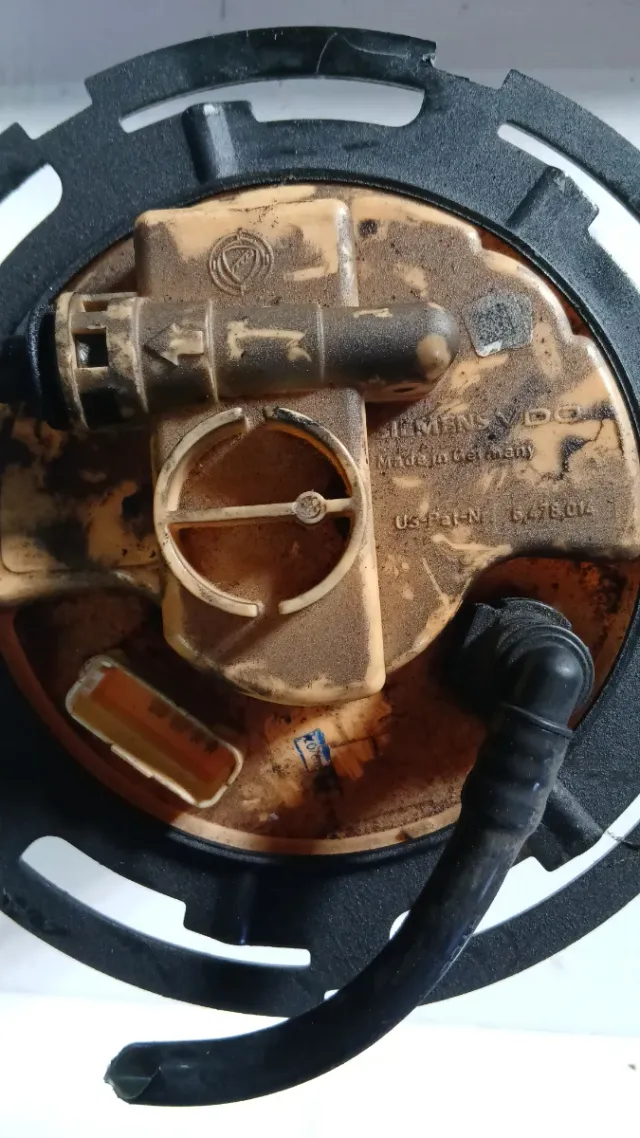 Bomba gasoil/aforador Alfa 159