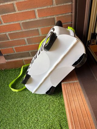 Maleta Trunki de vaca poco uso.