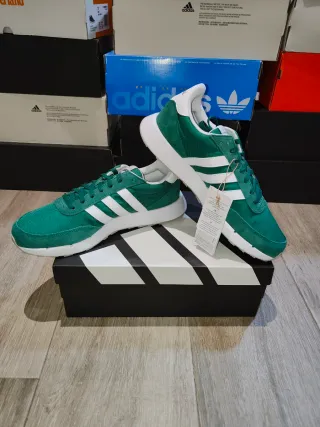 Adidas Run 60s 2.0 Talla 44 sin estrenar