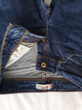 Jeans Levi's niña talla 27x 32