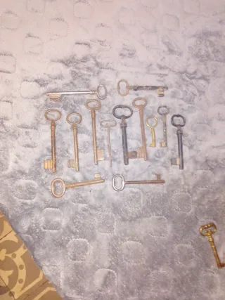 Set di chiavi antiche