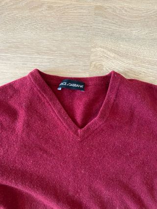 Dolce & Gabbana Jersey Rojo V-Neck talla L