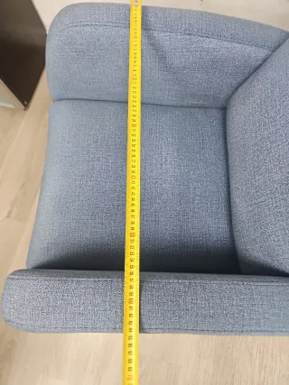 Sillón reclinable azul de tela