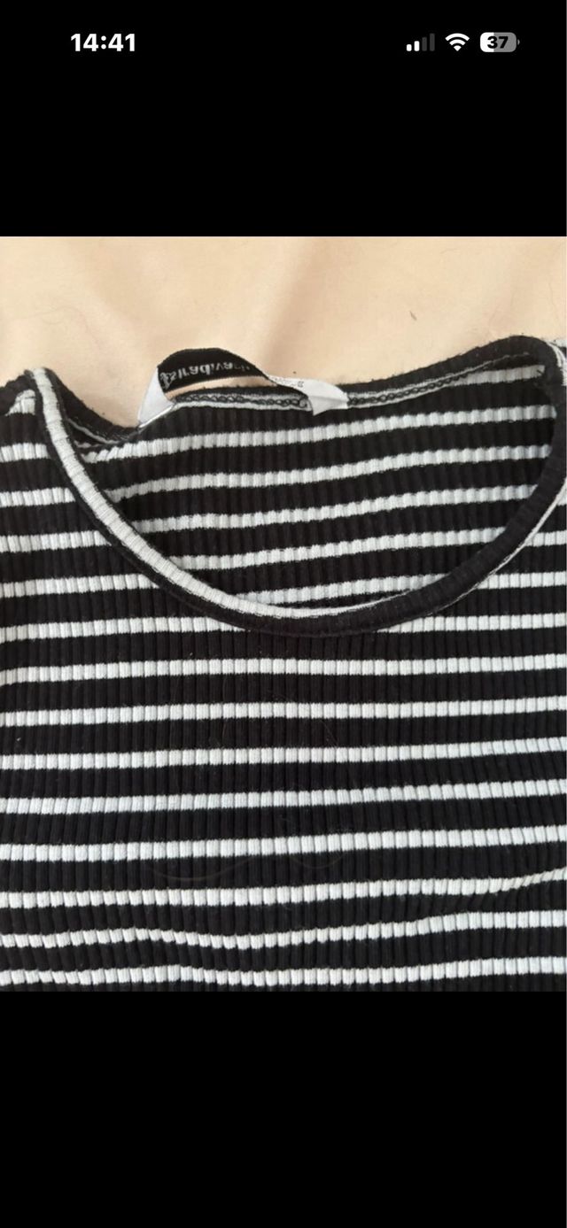 Vestido de rayas negro y blanco