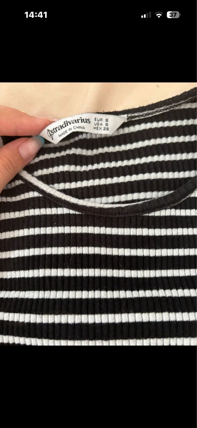 Vestido de rayas negro y blanco