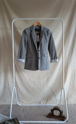 Americana blazer gris Stradivarius Talla XS