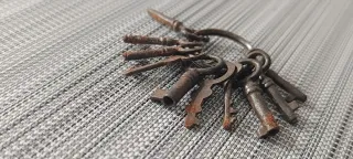 Set di chiavi antiche