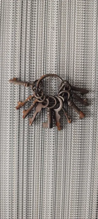 Set di chiavi antiche