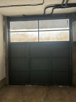 Puerta de garaje galvanizada