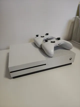 Xbox One S Blanca