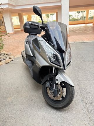 Kymco Superdink 300i ABS