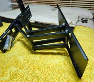 Supporto TV a muro nero