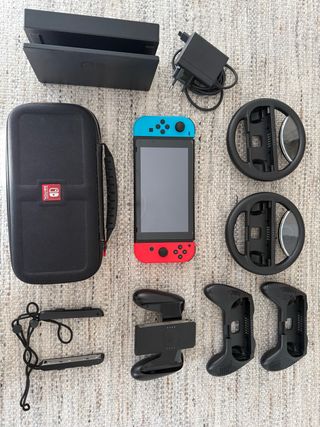 Nintendo Switch + Mario Kart 8 Deluxe + Accesorios