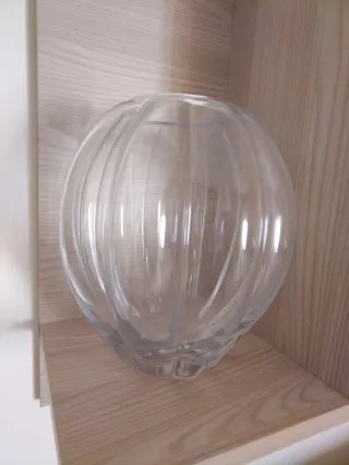 Vaso in vetro trasparente