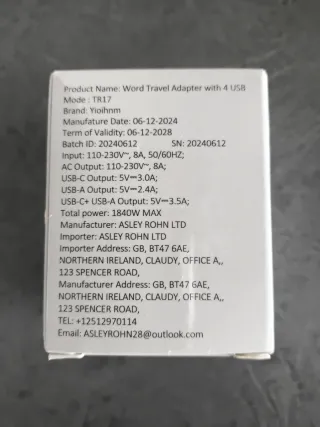 Adaptador enchufe Viaje 4 USB TR17