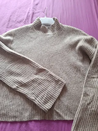 Jersey Bershka Beige Talla L