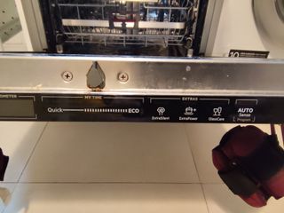 Lavavajillas AEG ComfortLift integrable (84x60 cm)