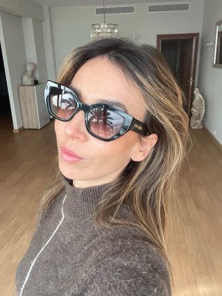 Gafas de sol Prada negras y marrones