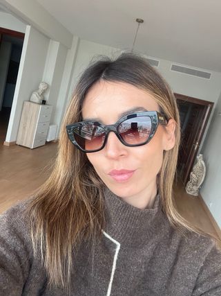 Gafas de sol Prada negras y marrones