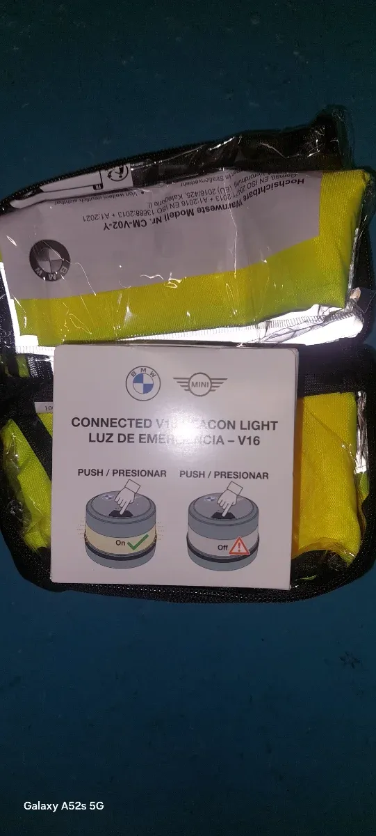 Baliza luminosa V16 GPS homologada por la DGT.