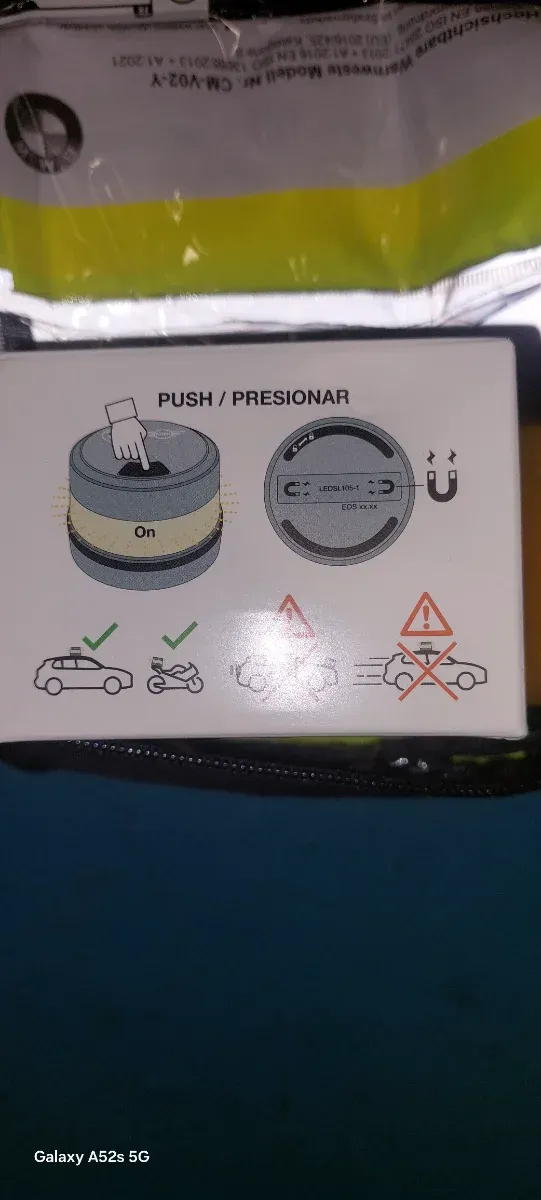 Baliza luminosa V16 GPS homologada por la DGT.