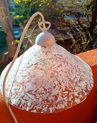 Murano Lampadario scaglie bianco-latte Nuova