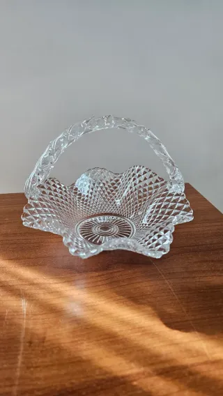 Cestino in vetro con manico vintage