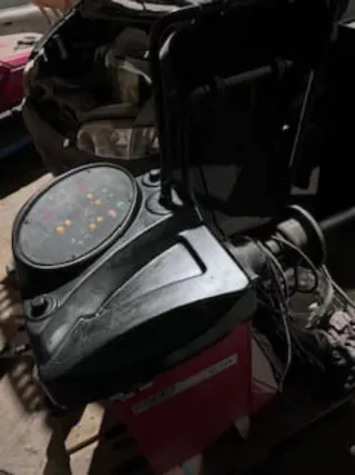 Equilibradora de neumáticos profesional