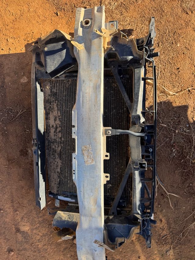 Frontal Audi A4 2.0 143 CV