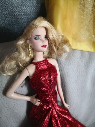 Bambola Barbie Magia delle Feste