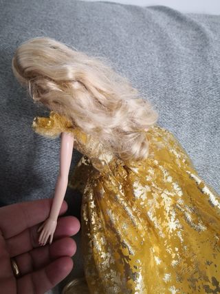 Bambola Barbie Magia delle Feste