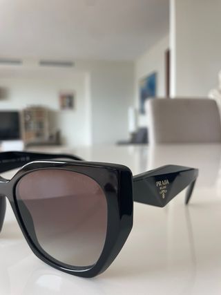 Gafas de sol Prada negras originales