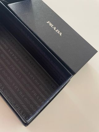 Gafas de sol Prada negras originales