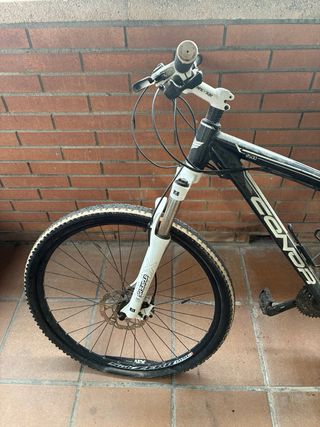 Bicicleta de montaña Conor 8500