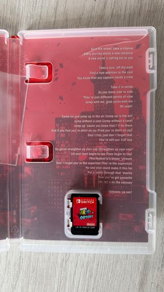 Nintendo Switch Edición Fortnite + Super Mario Ody