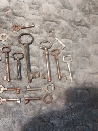 Set di chiavi antiche