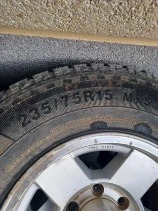 Llantas 4x4 R15 desplazadas