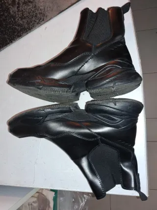 Stivaletti Zara Pelle neri