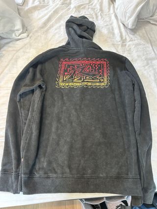 Sudadera Rusty Negra Desgastada