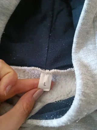 Sudadera Oxford gris con capucha