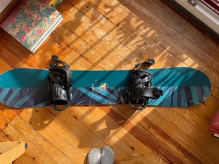 Tabla snow con fijaciones