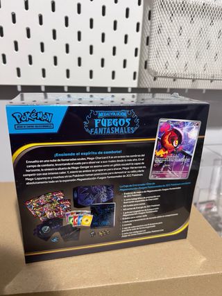 Caja Entrenador Élite Llamas Fantasmales. Pokemon