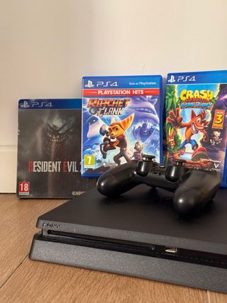 PS4 Slim (PlayStation 4) Negra + Juegos